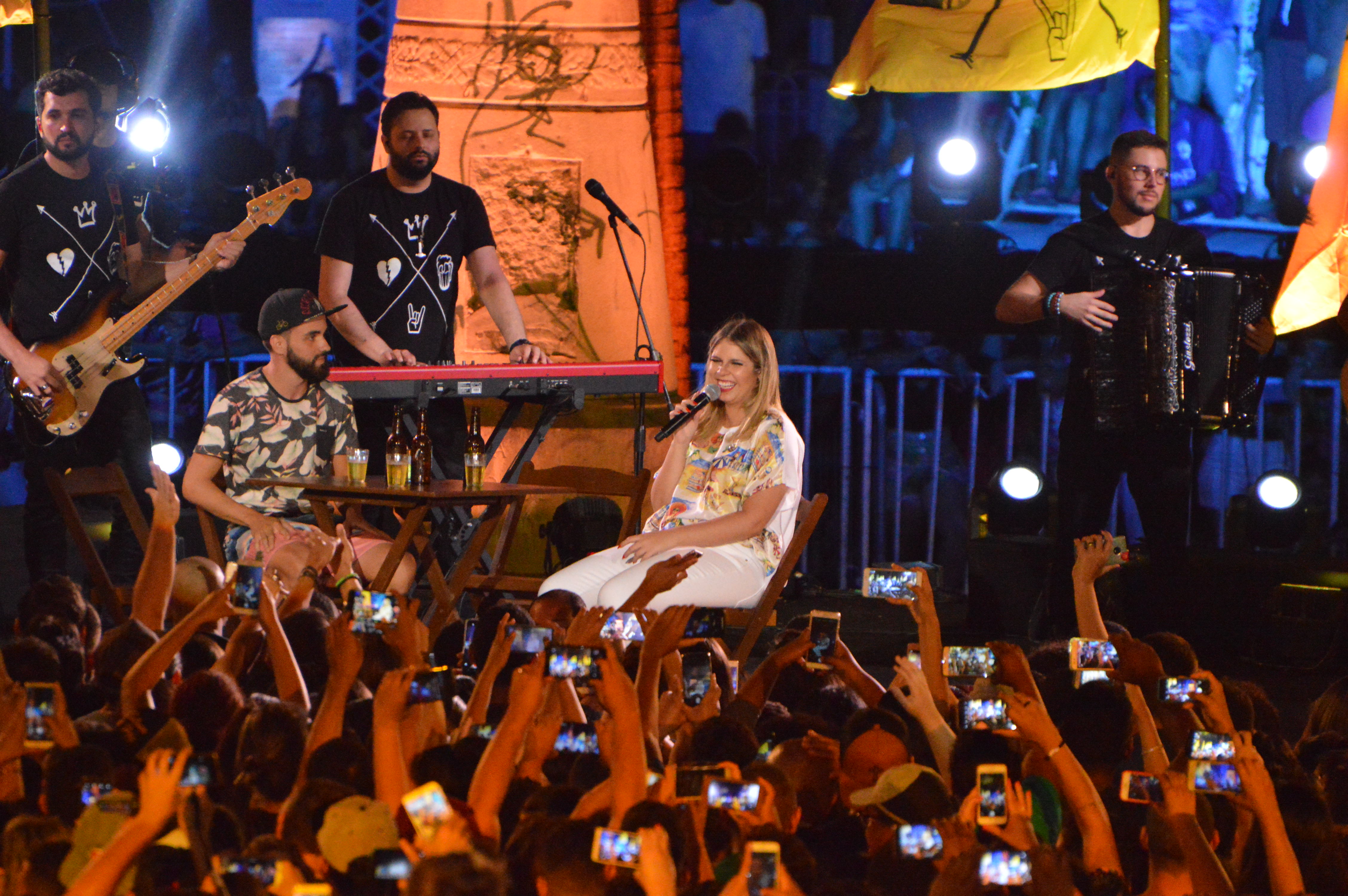 Show de Marília Mendonça superlota praça Augusto Severo em Natal - Agora RN