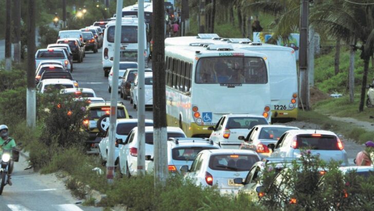 Com melhora da economia, frota de carros deve triplicar, diz especialista - Agora RN