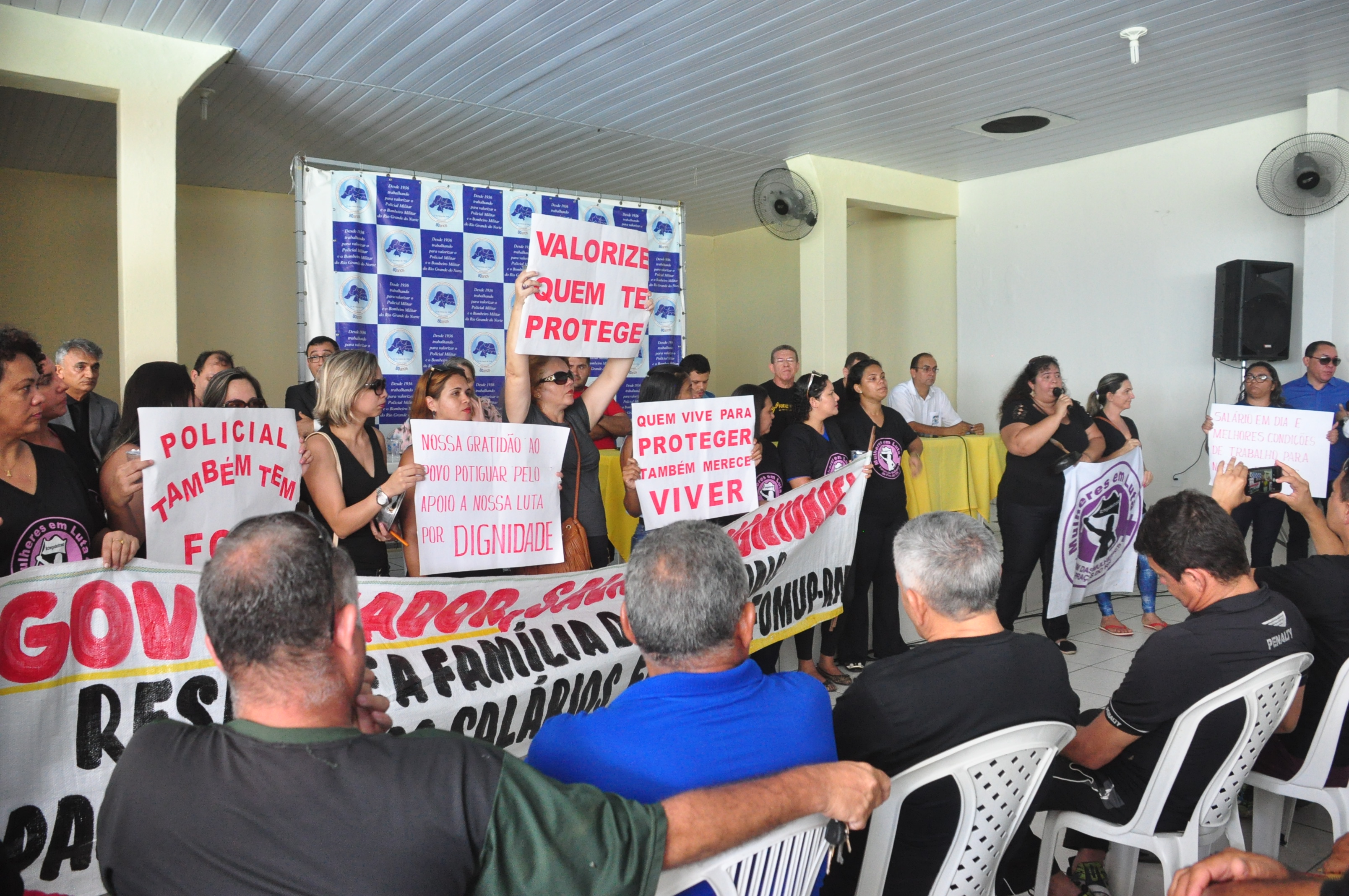 PMs ameaçam aderir a paralisação caso GoveRio Grande do Norteo não pague 13º nesta sexta-feira - Agora RN