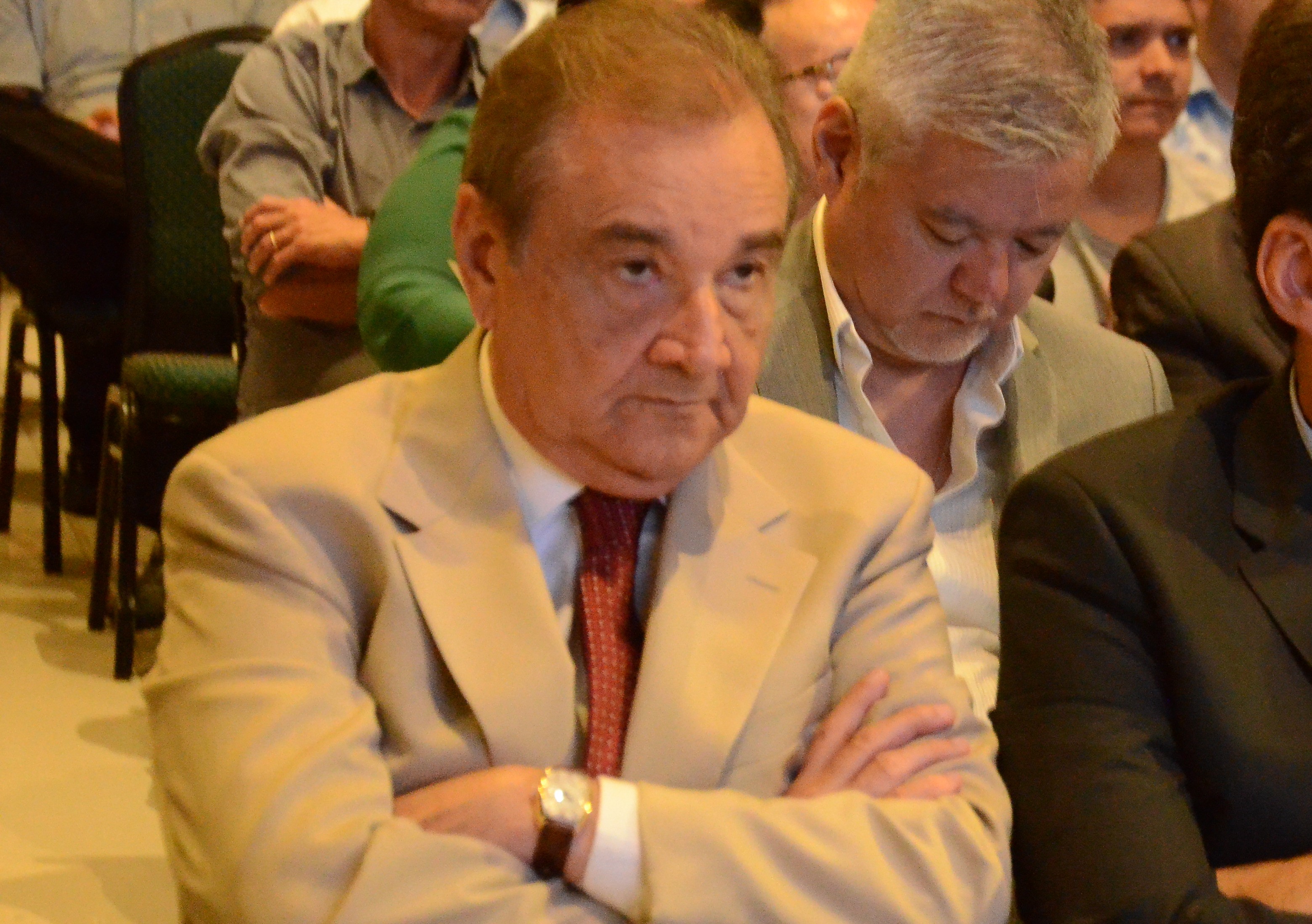 Mpf confirma denúncia contra agripino por manter funcionário fantasma | notícias do rio grande do norte MPF confirma denúncia contra Agripino por manter funcionário fantasma - Agora RN