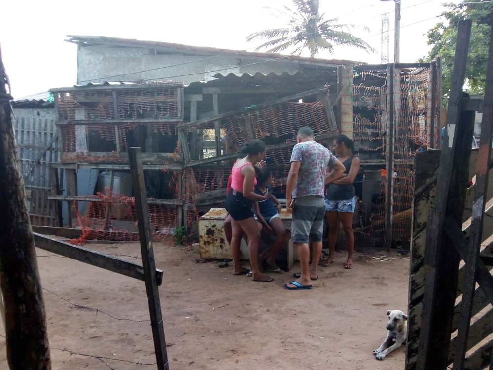 Mãe e filhos são assassinados com tiros de espingarda na zona Oeste de Natal