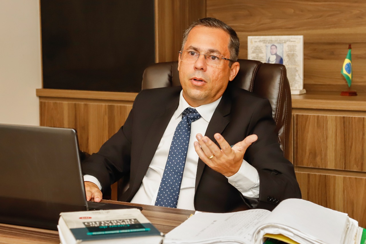 Reforma prevê fim do FGTS para o aposentado que segue trabalhando, diz especialista - Agora RN