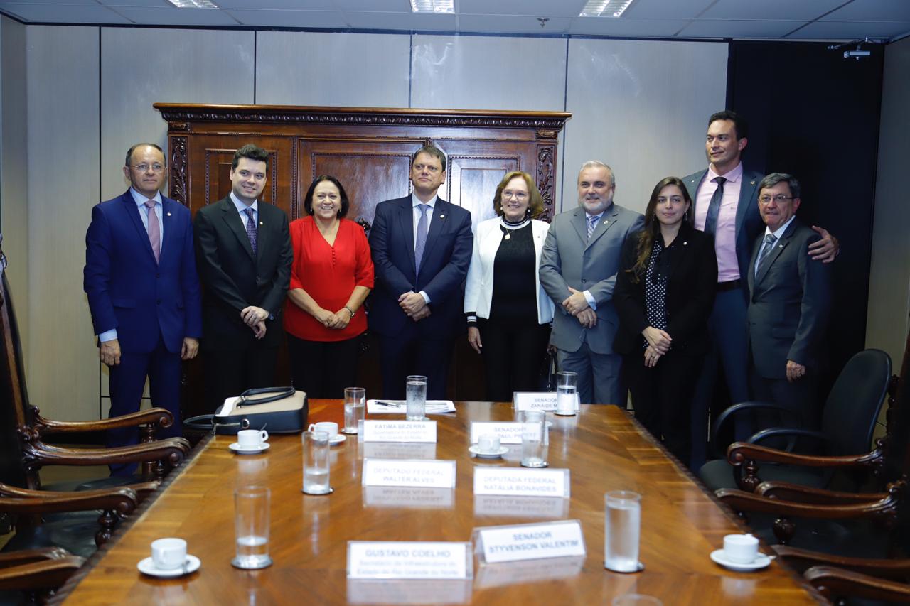 Em Brasília, Fátima solicita liberação de verbas para melhoria de estradas no RN - Agora RN