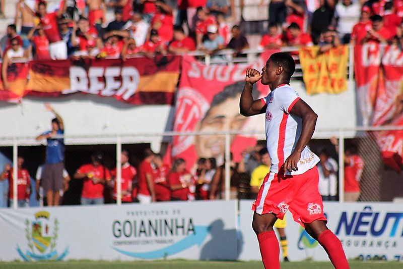 Longe de ser unanimidade, max se aproxima de marca histórica no américa | notícias do rio grande do norte Longe de ser unanimidade, Max se aproxima de marca histórica no América - Agora RN