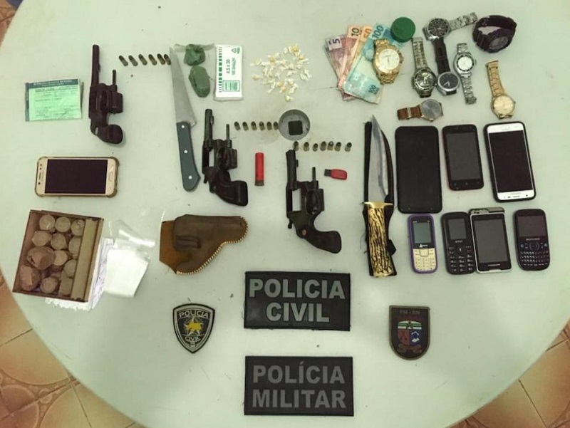 Operação Conjunta detém sete com armas, drogas e dinheiro em Nova Cruz