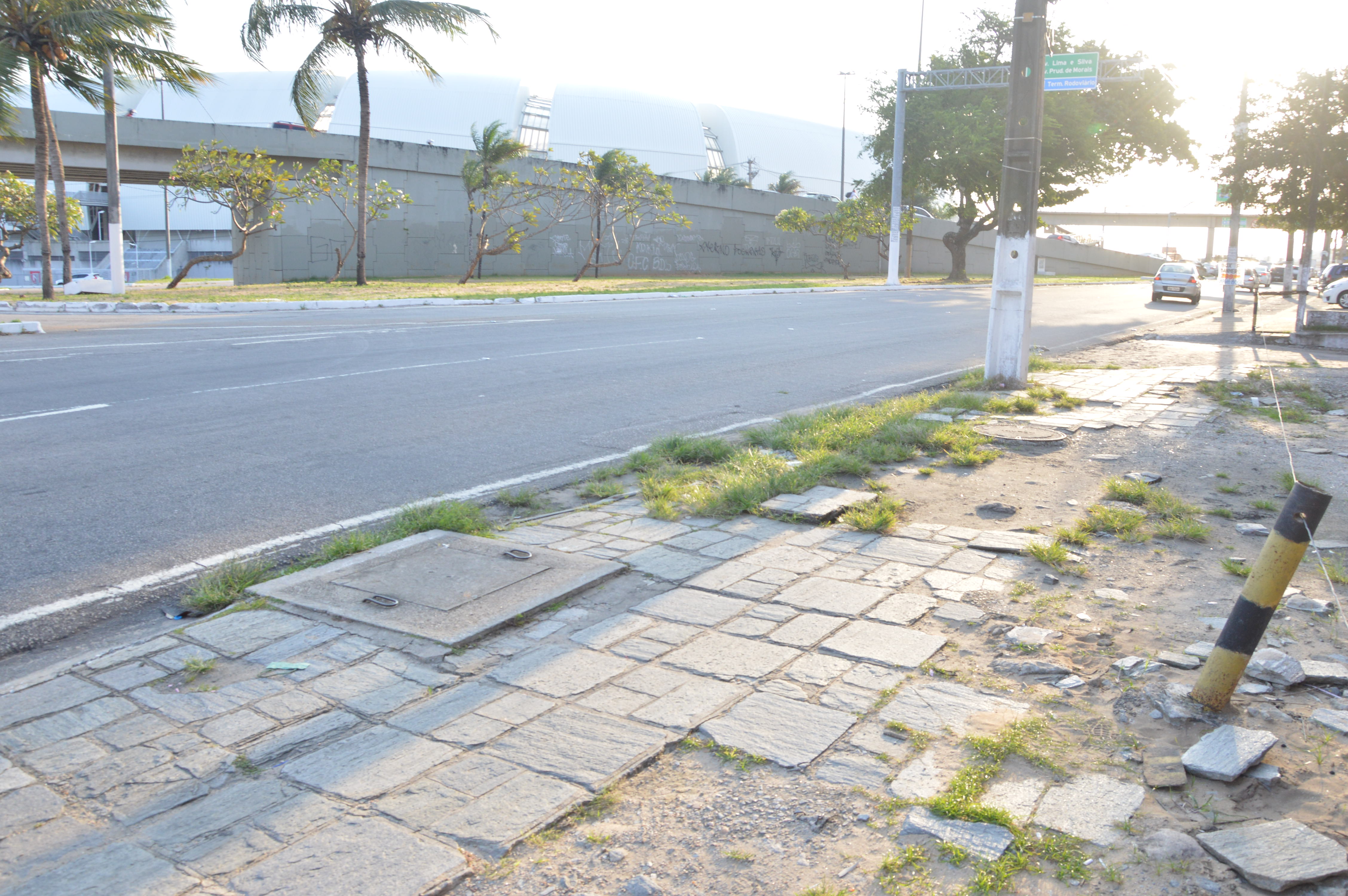 Mesmo com recursos, burocracia impede Semov de padronizar calçadas - Agora RN