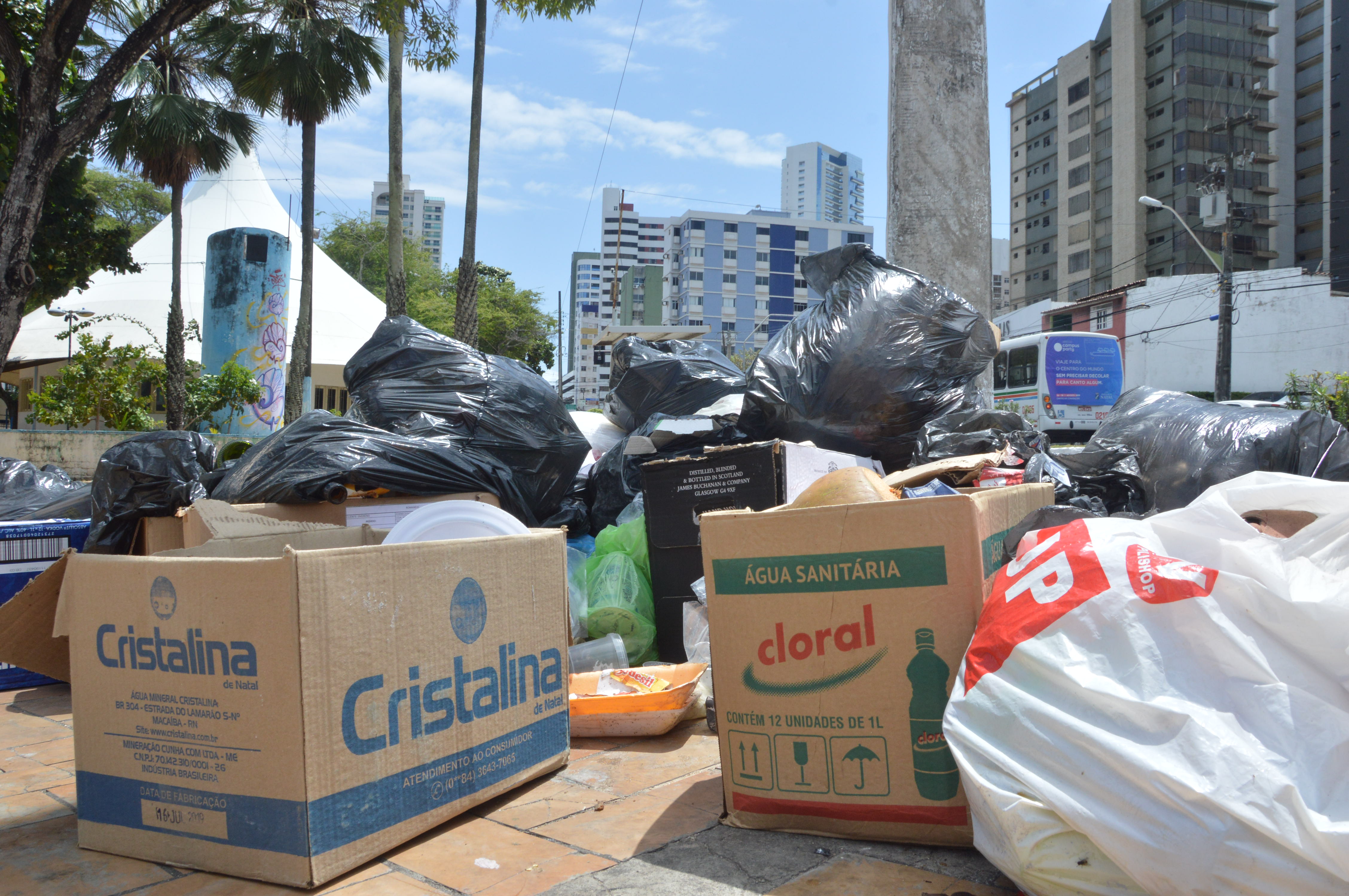 Recolhimento de lixo será normalizado até quarta-feira, afirma Urbana - Agora RN
