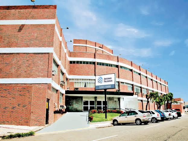 Hospital realiza em Natal primeira cirurgia cerebral com paciente acordado - Agora RN