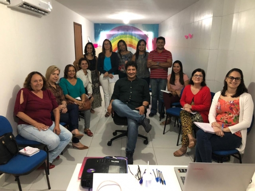 Saúde promove curso de auriculoterapia para rede psicossocial