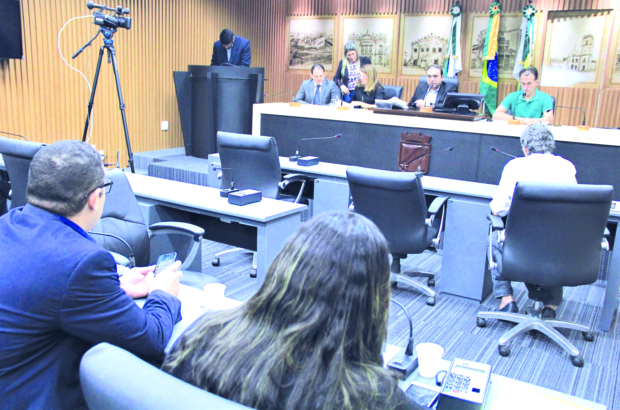 Comissão da Câmara aprova projeto que pune prática de assédio moral em Natal - Agora RN