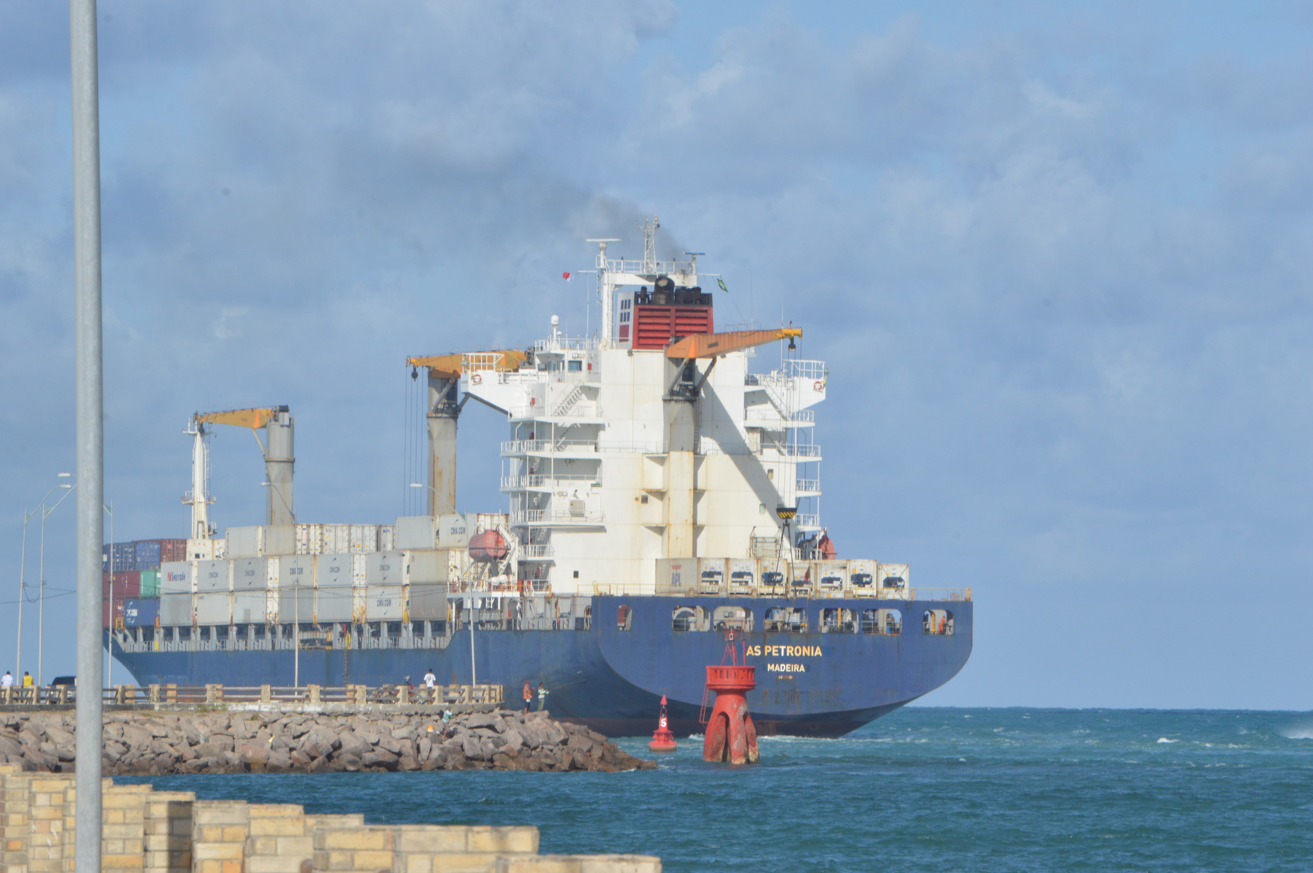 Estrutura precária faz maior exportador do RN migrar para o Ceará - Agora RN