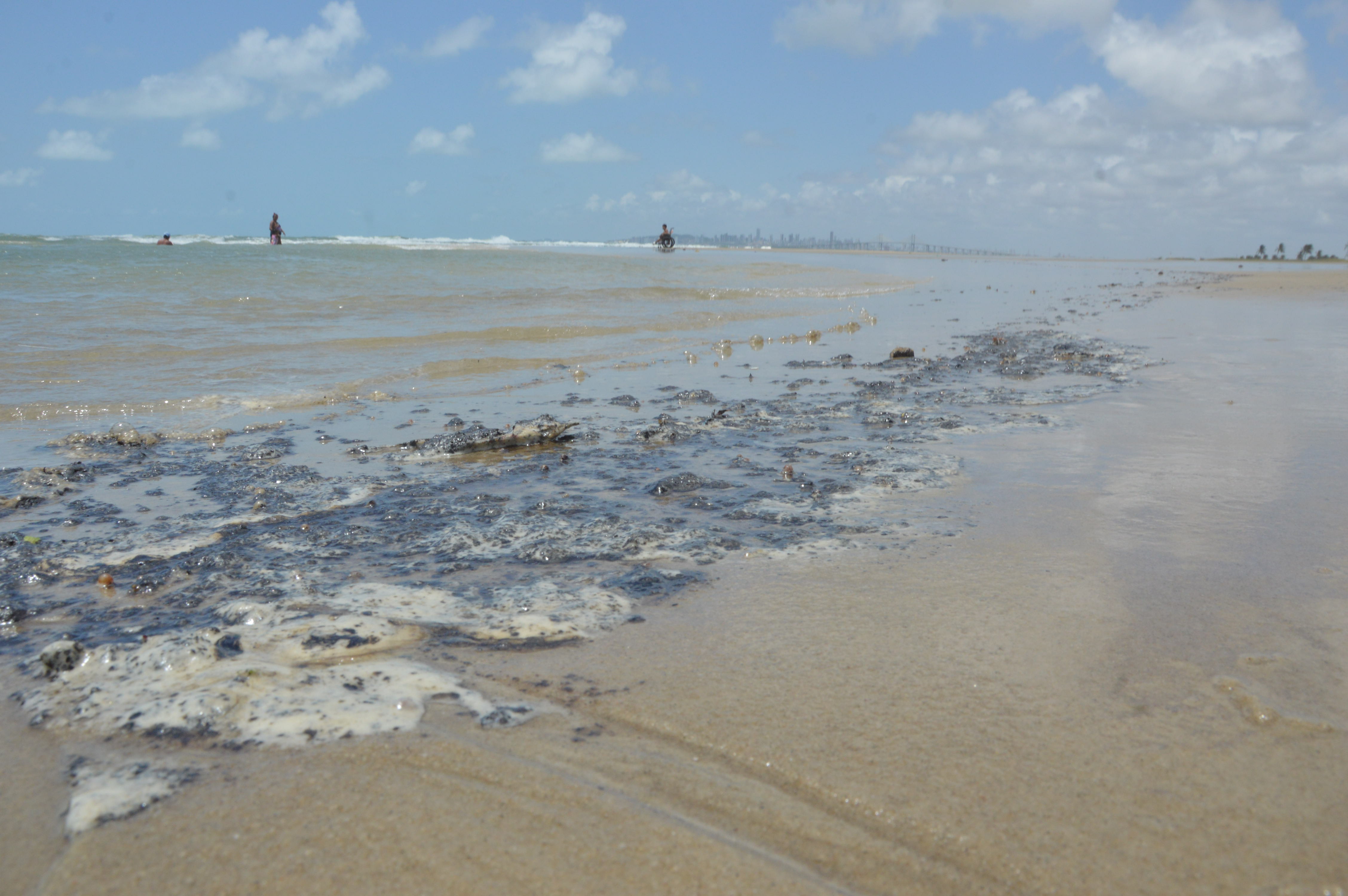 Bolsonaro diz que petróleo no RN e Nordeste pode ter sido jogado criminosamente - Agora RN