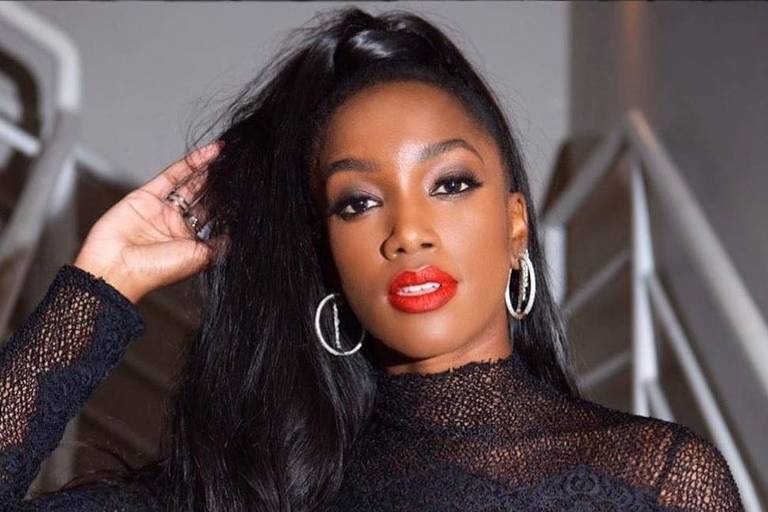 Agência de Iza nega que cantora está confirmada para o CaRio Grande do Norteaval de Natal - Agora RN