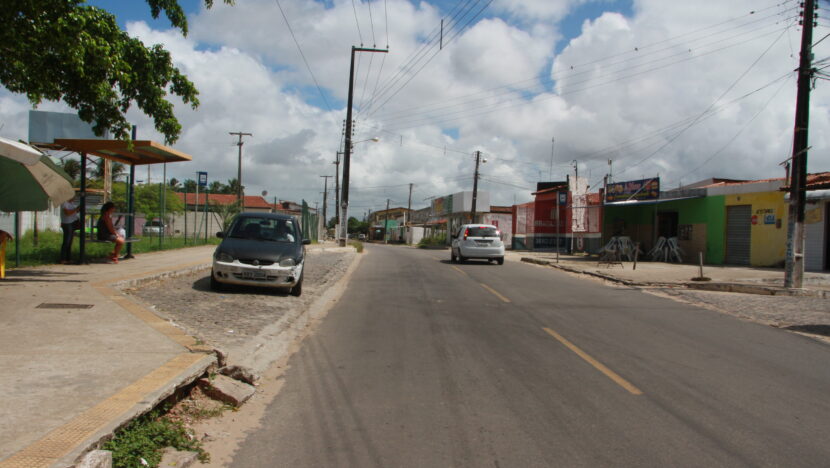 Duas pessoas morrem após colisão frontal entre motos na avenida Moema Tinoco, na Zona Norte de Natal - Agora RN