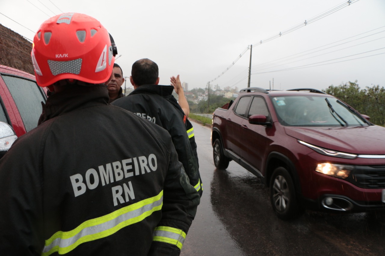 Bombeiros. Foto: Divulgação