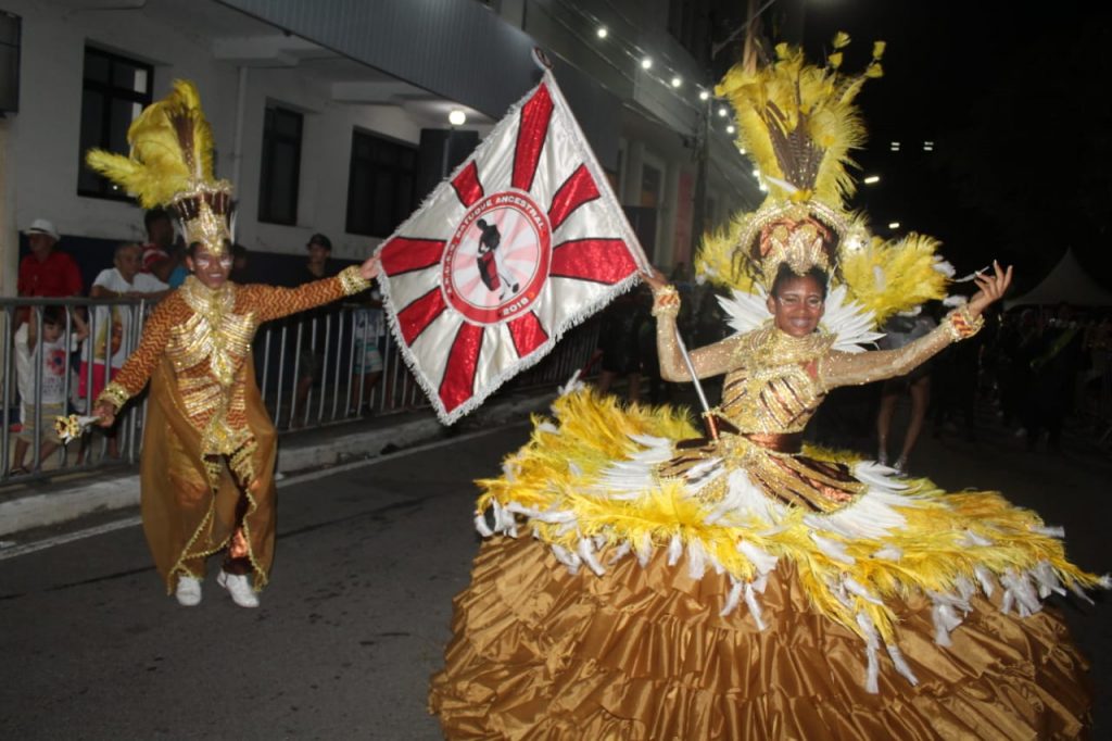 Com homenagem a Câmara Cascudo, Águia Dourada é campeã do CaRio Grande do Norteaval de Natal - Agora RN