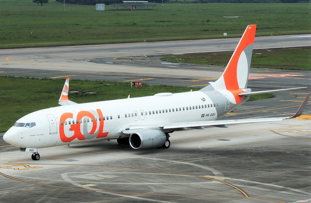 Passageira é sedada ao ter surto durante voo entre Fortaleza e Rio de  Janeiro