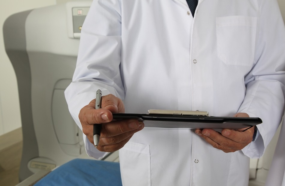 Ministério da Saúde muda estratégia e orienta buscar médico aos primeiros sintomas de Covid-19 - Agora RN