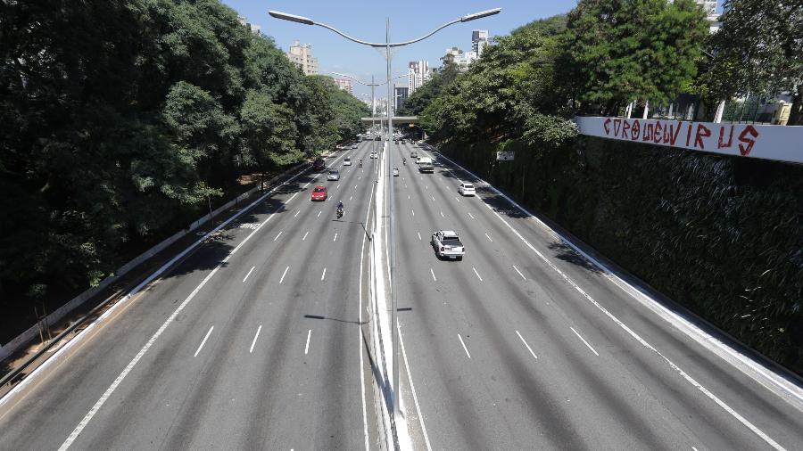 Dados de celular mostram que cada vez menos pessoas estão em casa no Brasil - Agora RN