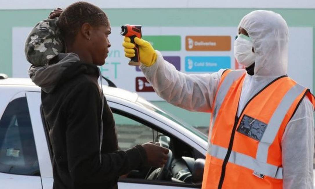 Misteriosa queda inesperada de casos na África do Sul intriga especialistas - Agora RN