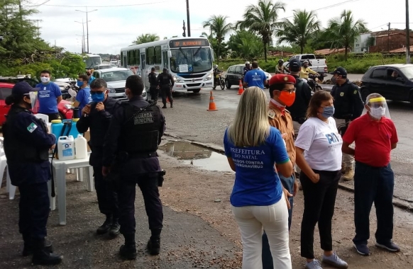 Blitzen sanitárias são realizadas nas pontes Igapó e Newton Navarro - Agora RN