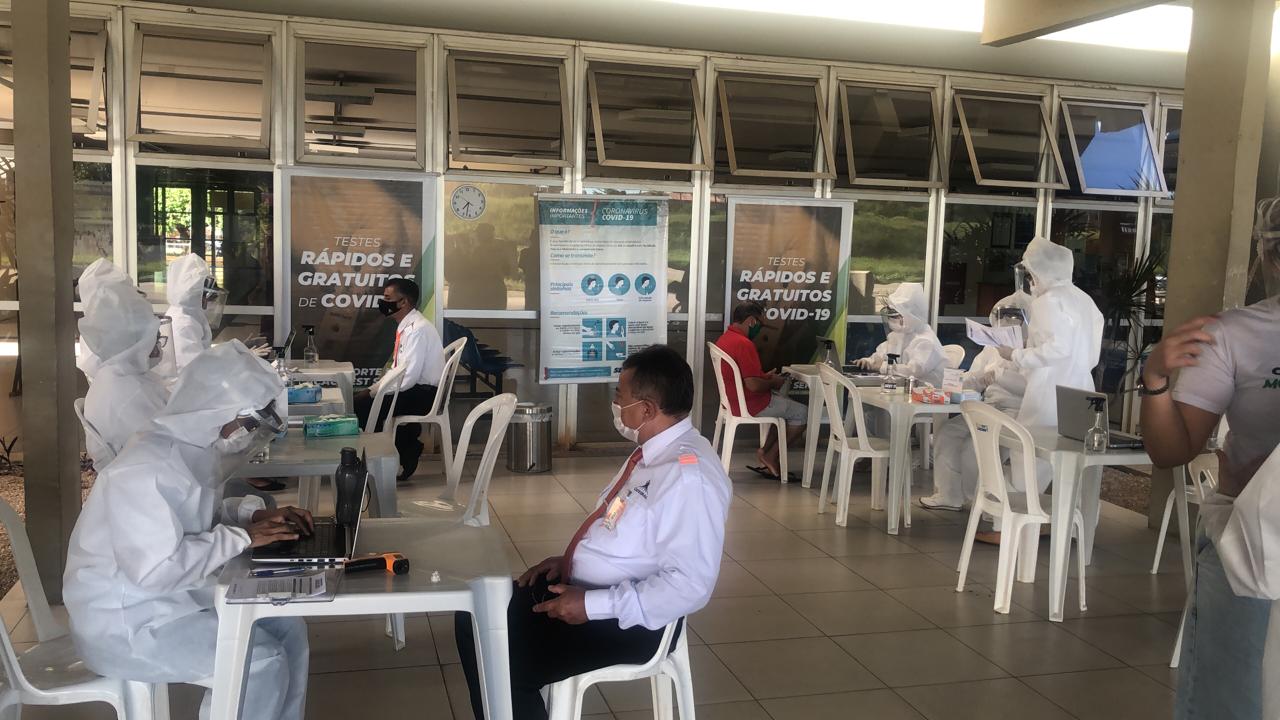 Caminhoneiros e motoristas de transporte público fazem testes rápidos da Covid-19 no RN - Agora RN