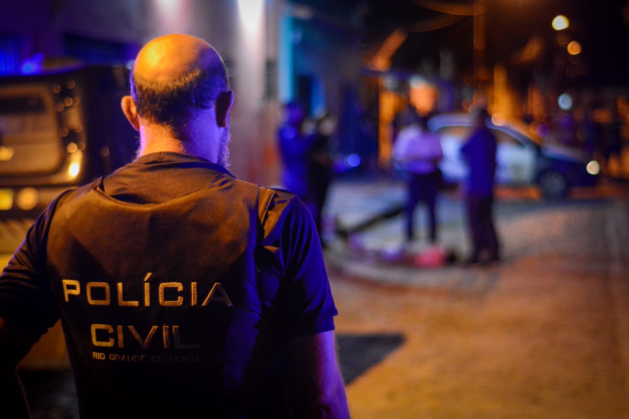 Violência na gangorra: no RN, sobe número de homicídios e cai registro de roubo de veículos - Agora RN
