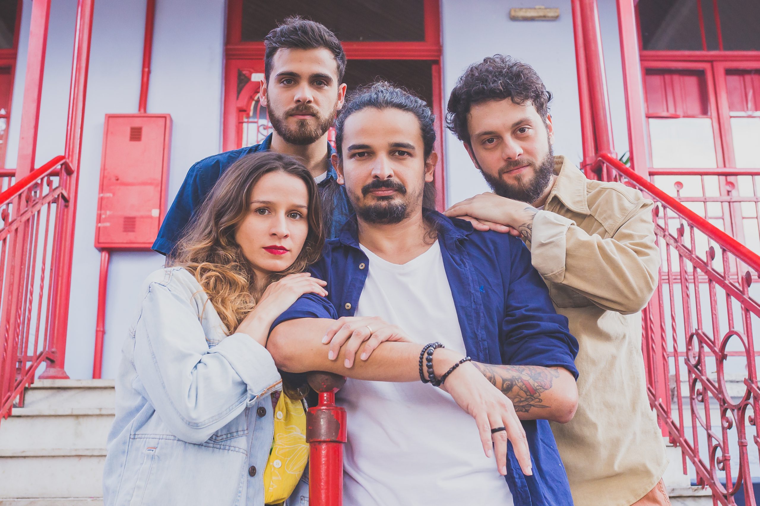 Cantora Natália Noronha anuncia saída de Plutão Já Foi Planeta - Agora RN