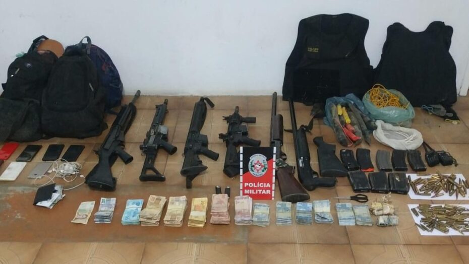 Seis suspeitos de explosão a banco morrem em confronto com a polícia | notícias do rio grande do norte Seis suspeitos de explosão a banco morrem em confronto com a polícia - Agora RN