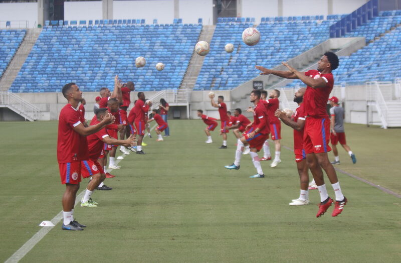 Quatro jogadores do américa testam positivo para covid-19
