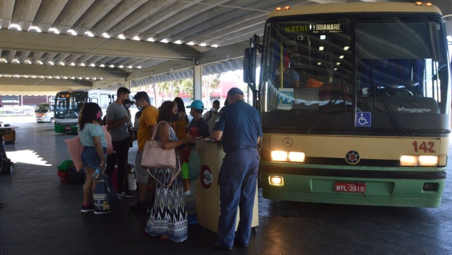 Rodoviária de natal registra queda de 9% no fluxo passageiros para o réveillon | notícias do rio grande do norte Fluxo de passageiros na rodoviária de Natal RN será 9% no feriadão de fim de ano