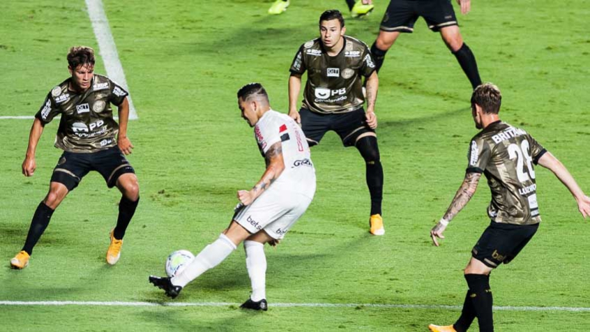 São paulo empata com o coritiba em casa e chega a seis jogos sem vencer | notícias do rio grande do norte São paulo empata com o coritiba em casa e chega a seis jogos sem vencer