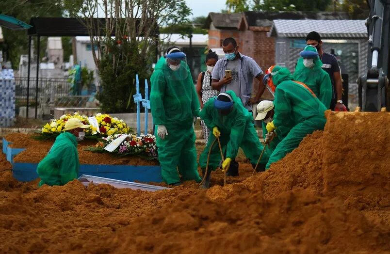 Com 1.096 vítimas em 24h, brasil ultrapassa 215 mil mortes por covid-19