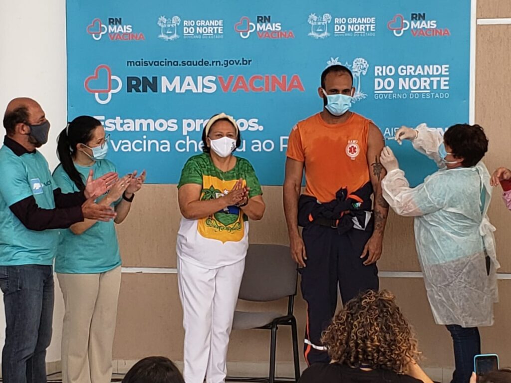 Fotos: confira imagens da vacinação simbólica no Rio Grande do Norte