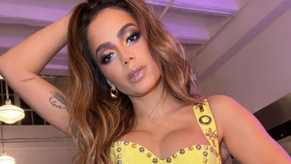 Em reality, anitta diz que já participou de orgia com sete pessoas