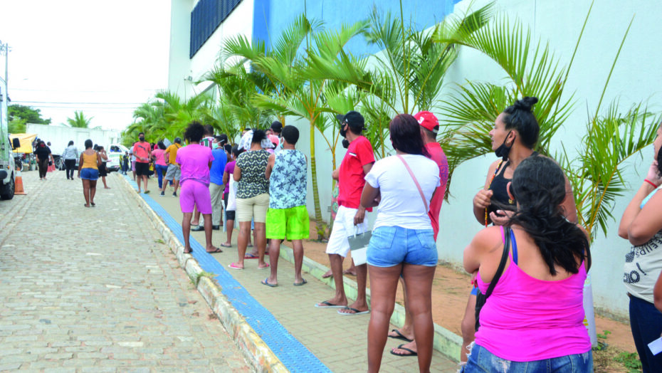 Fim do aux&iacute;lio emergencial derruba renda de 1,2 milh&atilde;o de potiguares