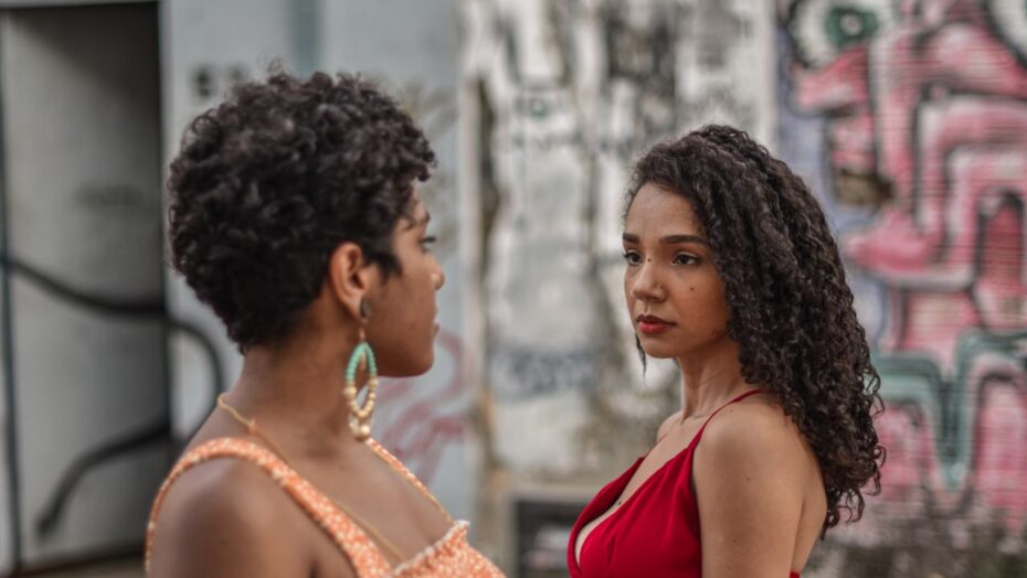 No olho da onça: projeto de poesia dá voz à literatura das mulheres pretas