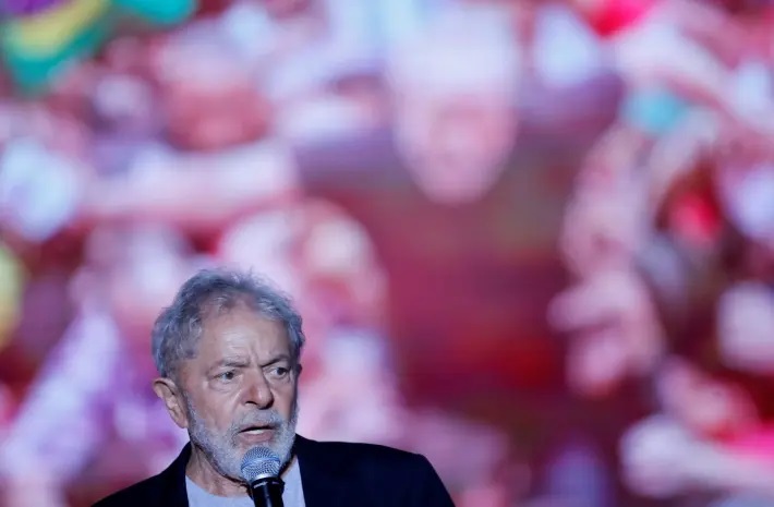Lula diz que se receber de volta os direitos políticos pode ser candidato em 2022 ‘para derrotar o tal bolsonarismo’