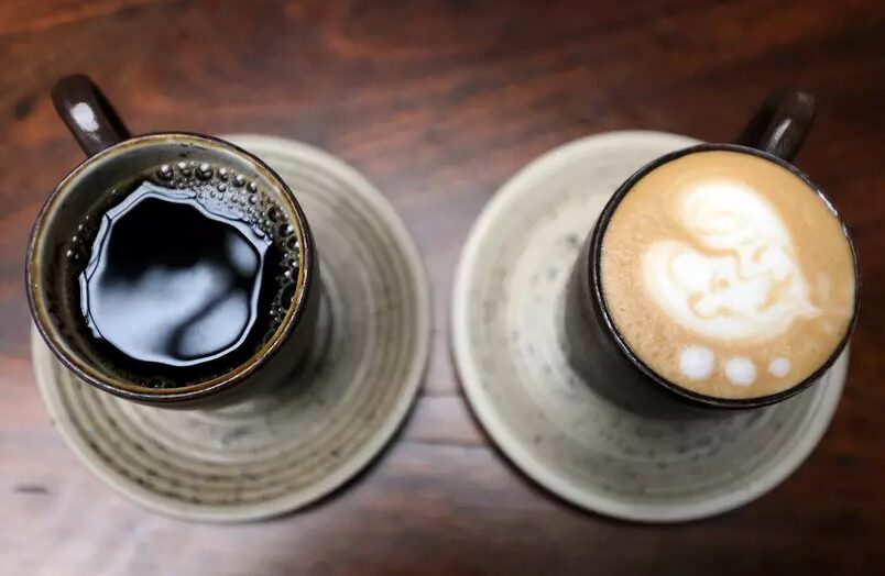 Ingerir café todos os dias pode mudar a estrutura do seu cérebro, diz estudo