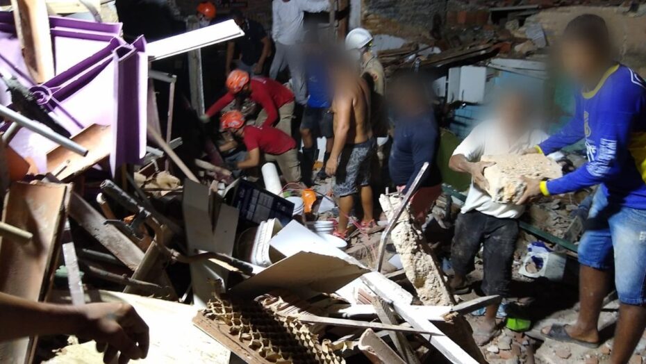 Vítimas de explosão em mãe luiza são quatro mulheres; duas eram mãe e filha, segundo vizinhos | notícias do rio grande do norte Vítimas de explosão em mãe luiza são quatro mulheres