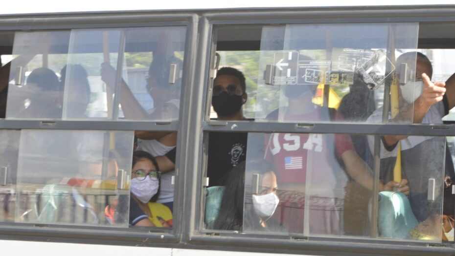 Sttu lança estratégia, mas ônibus continuam lotados e passageiros seguem insatisfeitos