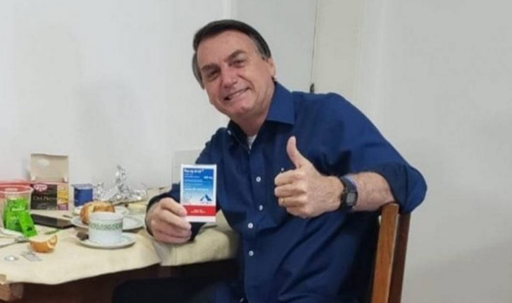 Em discurso, bolsonaro defende “liberdade total” para médicos receitarem tratamento contra covid-19