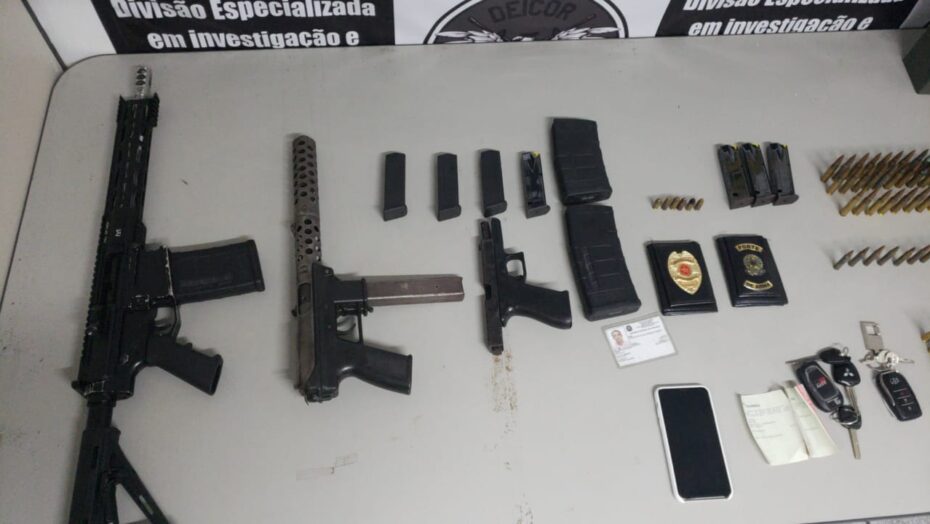 Pol&iacute;cia civil apreende fuzil, dois carros blindados e prende dois suspeitos em natal