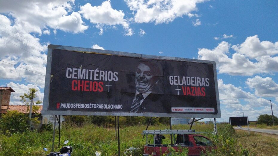 Bolsonaro é recebido no interior do Rio Grande do Norte com protestos