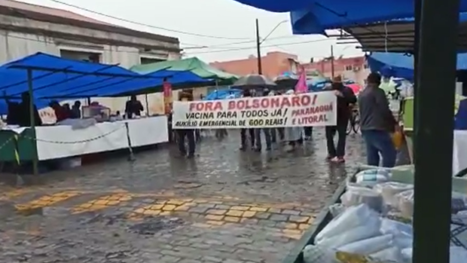 Bolsonaro debocha de protestos contra goveRio Grande do Norteo e compartilha vídeo com poucas pessoas; “manifestação fecha rua”