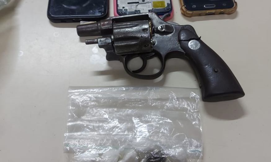 Membro de facção troca tiros com a pm na zona norte de Natal RN, é baleado e morre