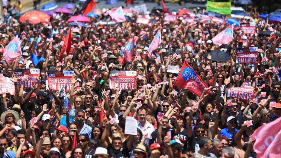 Servidores farão greve contra reforma administrativa em 18 de agosto | notícias do rio grande do norte MM greve professores assembleia
