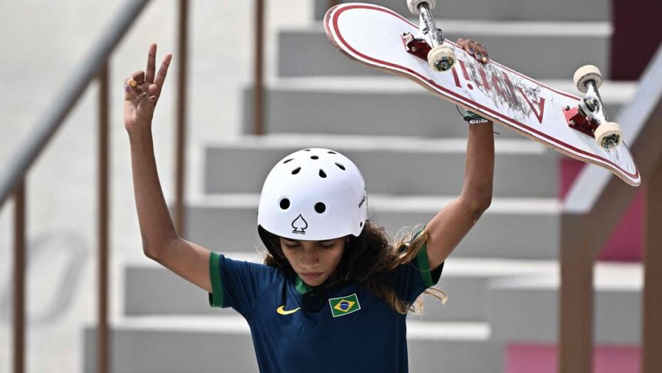 x Brazils Rayssa Leal reacts after a trick during the skateboarding womens street final jpg pagespeed ic KKtMkhLH