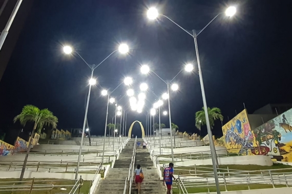 Escadaria de Mãe Luíza, em Natal, será fechada temporariamente para aplicação de painéis em mosaico - Agora RN