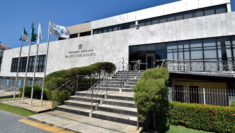 Pec que destina cota de 18% para mulheres no legislativo mudaria composi&ccedil;&atilde;o da alrn